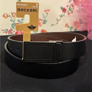 Dockers Reversible Black and Brown Belt Men’s 34” - 36” NWT